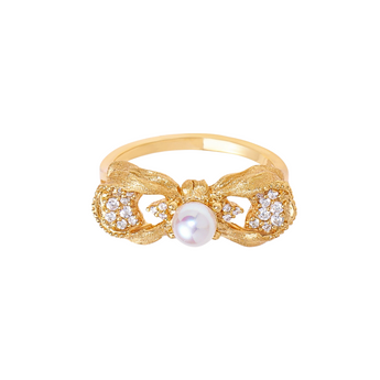 white pearl bow ring in gold vermeil