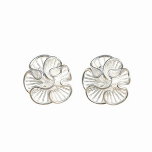 floral sterling silver earrings, flower-inspired silhouette
