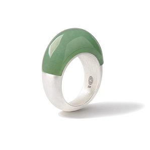 Éventée — green jade dome ring on brushed sterling silver band, 925 hallmarked